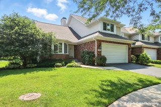 32756 N Stone Manor Drive, Grayslake, IL 60030