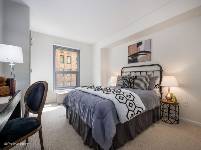 160 E Illinois Street 901, Chicago, IL 60611