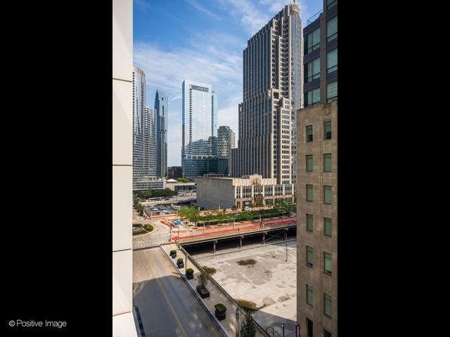 160 E Illinois Street 901, Chicago, IL 60611