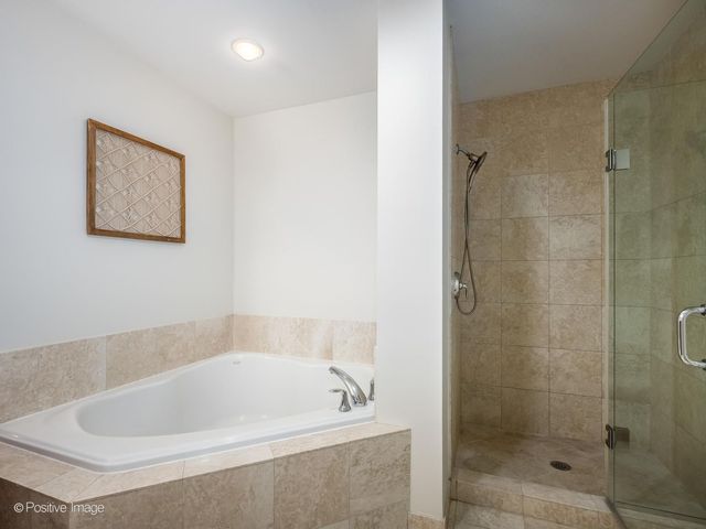 160 E Illinois Street 901, Chicago, IL 60611