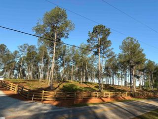 330 Berry Road, Pelzer, SC 29669