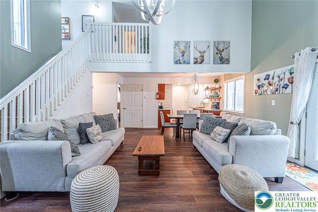 3335 Woodland Drive, Coolbaugh Twp, PA 18466