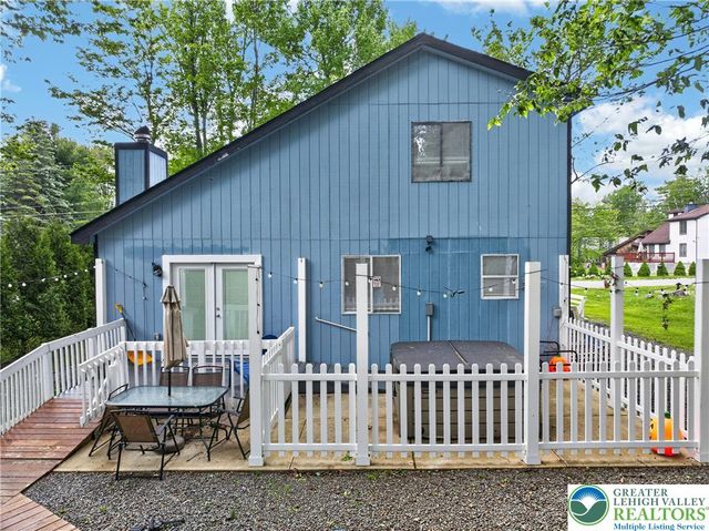 3335 Woodland Drive, Coolbaugh Twp, PA 18466