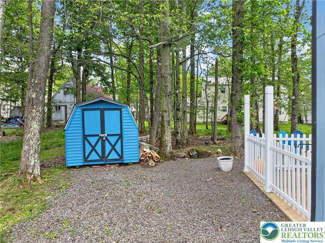 3335 Woodland Drive, Coolbaugh Twp, PA 18466