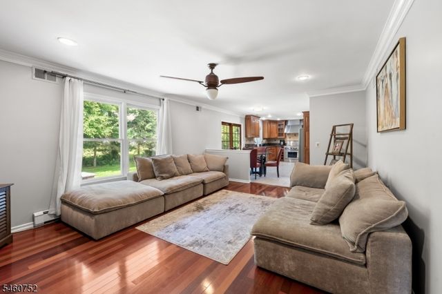 3 Hughey Lane, Hillsborough Twp., NJ 08844