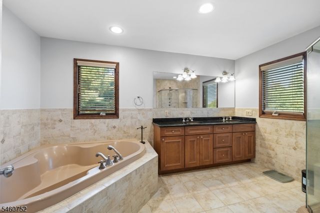 3 Hughey Lane, Hillsborough Twp., NJ 08844