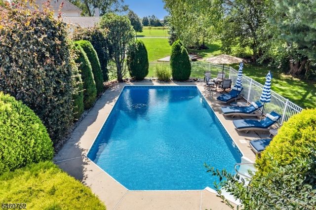 3 Hughey Lane, Hillsborough Twp., NJ 08844
