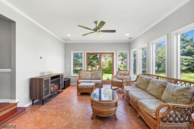 3 Hughey Lane, Hillsborough Twp., NJ 08844