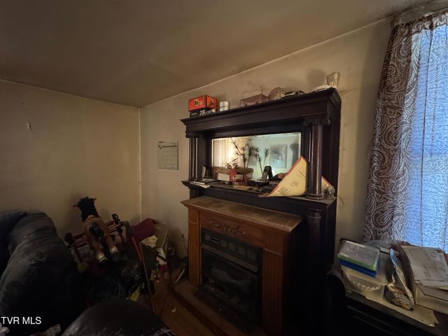 25163 Rich Valley Road, Abingdon, VA 24210