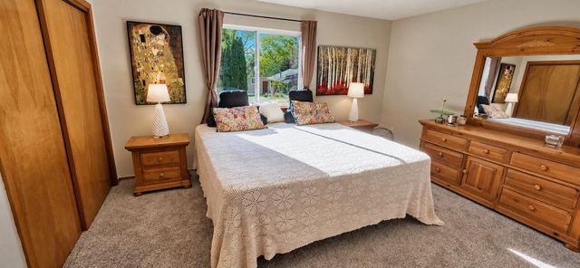 10224 N Parkside Dr, Nine Mile Falls, WA 99026