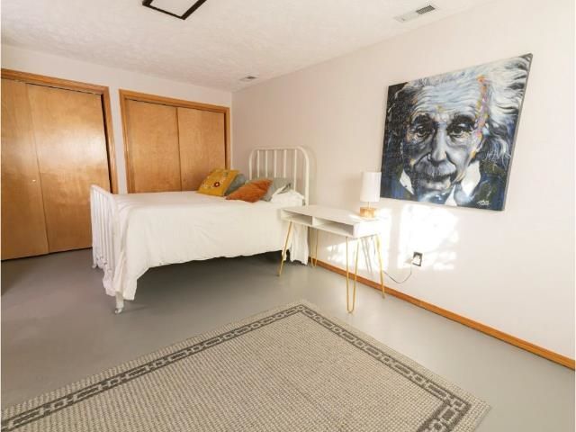 10224 N Parkside Dr, Nine Mile Falls, WA 99026