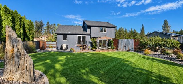 10224 N Parkside Dr, Nine Mile Falls, WA 99026