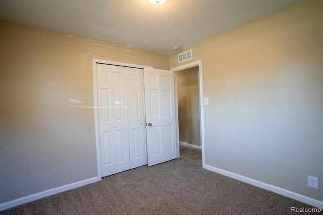 18580 Marsha Street, Riverview, MI 48193