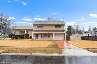2115 COVENTRY DR, Wilmington, DE 19810