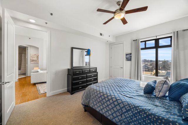 717 S Riverside Dr Apt 603, Memphis, TN 38103