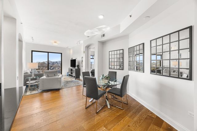 717 S Riverside Dr Apt 603, Memphis, TN 38103