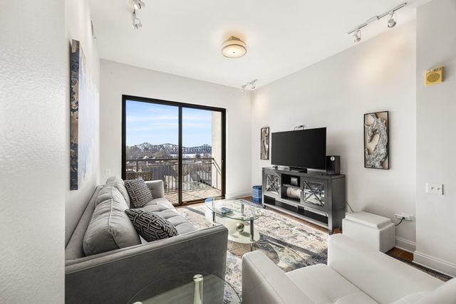 717 S Riverside Dr Apt 603, Memphis, TN 38103