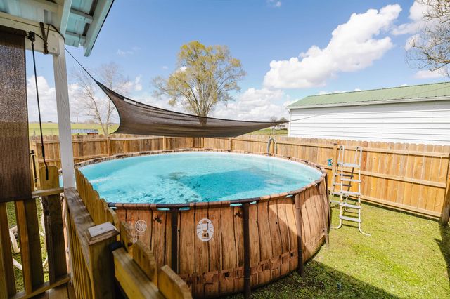 309 Greenwood Plantation Rd, Thibodaux, LA 70301