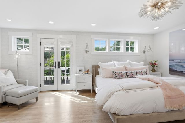 9 Stacey Circle, Concord, MA 01742