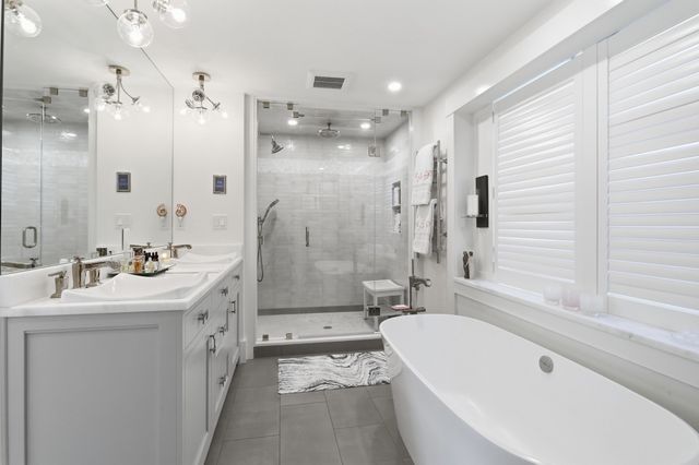 9 Stacey Circle, Concord, MA 01742