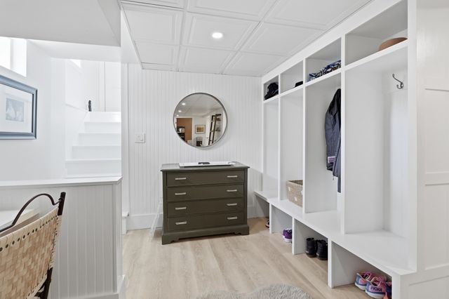 9 Stacey Circle, Concord, MA 01742
