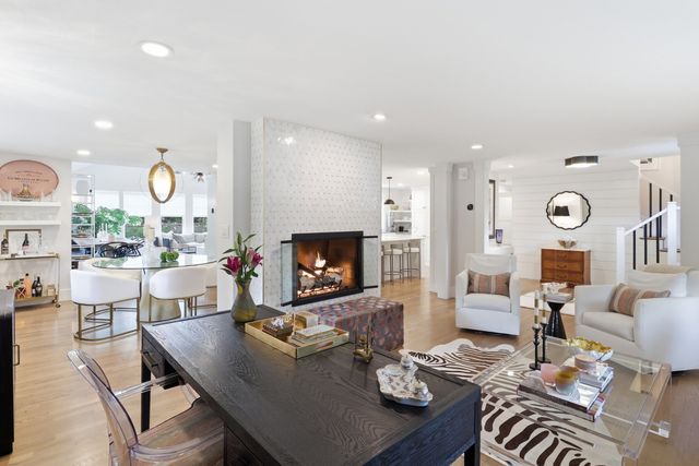 9 Stacey Circle, Concord, MA 01742