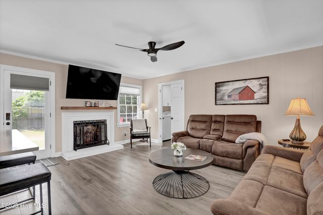 914 Greenhowe Drive, Wilmington, NC 28409