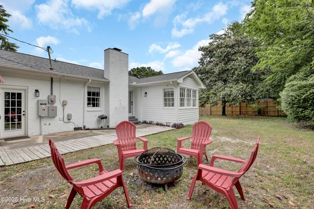 914 Greenhowe Drive, Wilmington, NC 28409