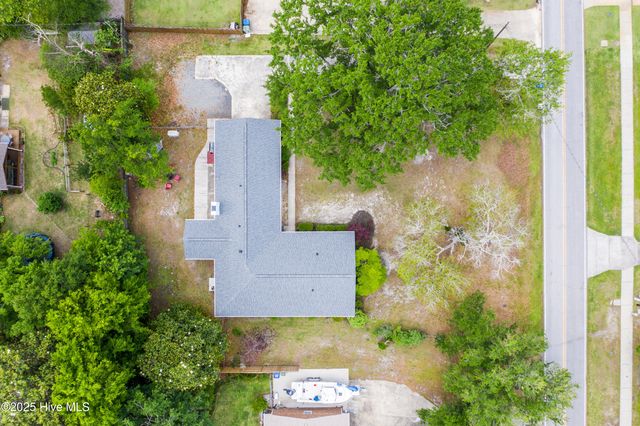 914 Greenhowe Drive, Wilmington, NC 28409