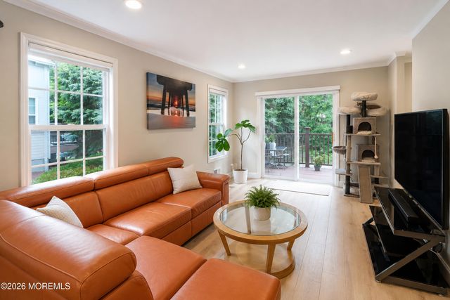 84 Heron Court, Manalapan, NJ 07726