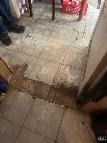 131 W 3rd Street, Buttonwillow, CA 93206