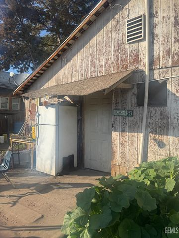 131 W 3rd Street, Buttonwillow, CA 93206