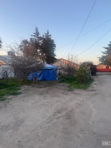 131 W 3rd Street, Buttonwillow, CA 93206