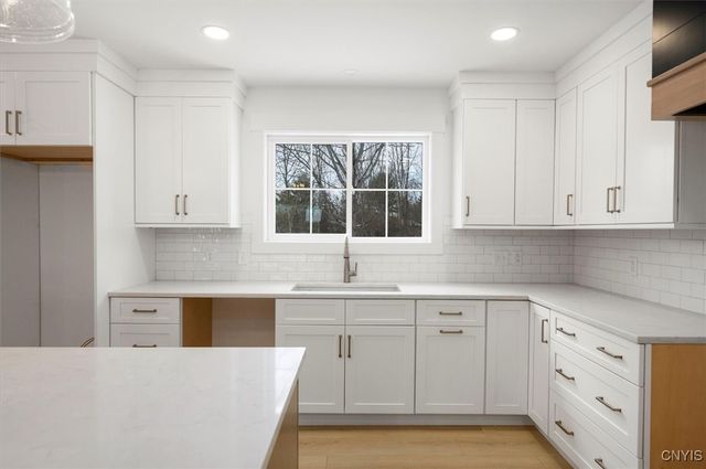 103 Stonebrooke Drive, Marcy, NY 13403