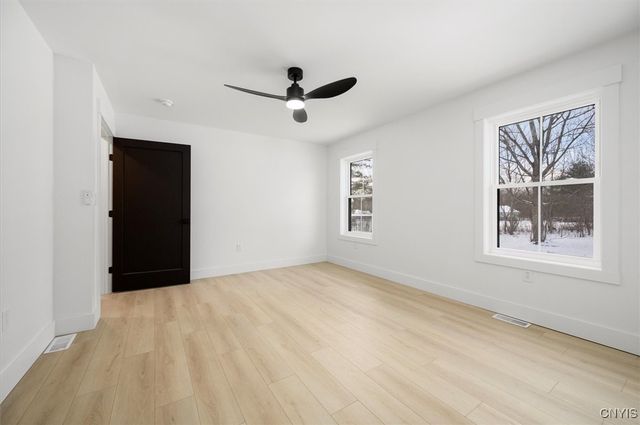 103 Stonebrooke Drive, Marcy, NY 13403