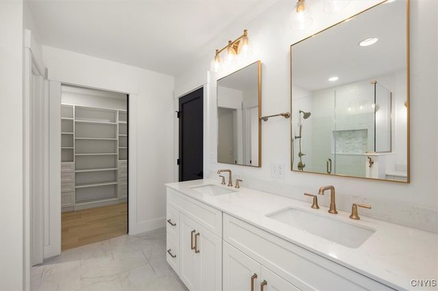 103 Stonebrooke Drive, Marcy, NY 13403