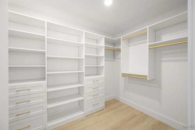 103 Stonebrooke Drive, Marcy, NY 13403