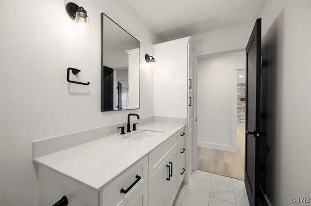 103 Stonebrooke Drive, Marcy, NY 13403