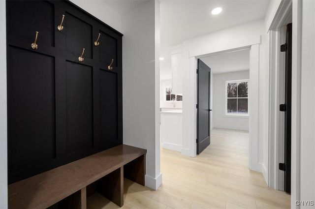 103 Stonebrooke Drive, Marcy, NY 13403