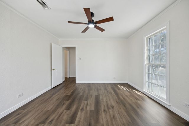 903 Live Oak Street, Royse City, TX 75189