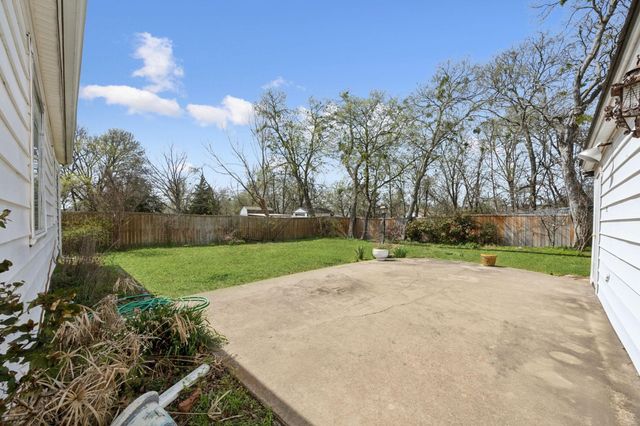 903 Live Oak Street, Royse City, TX 75189