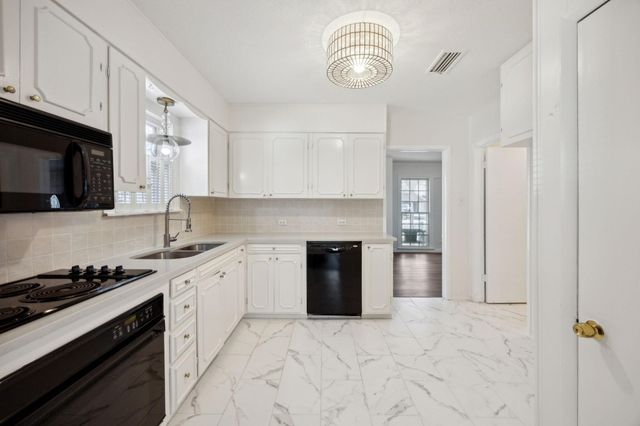 903 Live Oak Street, Royse City, TX 75189