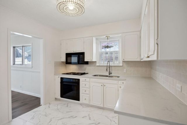 903 Live Oak Street, Royse City, TX 75189