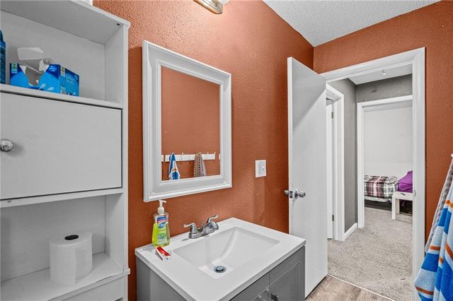 4715 Cleveland Avenue, Kansas City, KS 66104