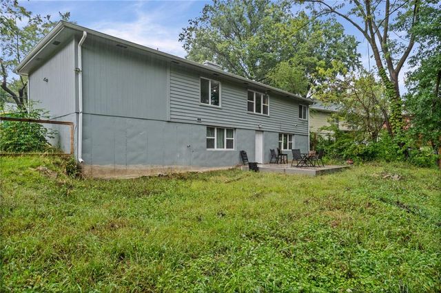4715 Cleveland Avenue, Kansas City, KS 66104