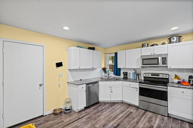 4715 Cleveland Avenue, Kansas City, KS 66104