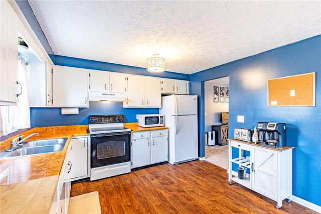 207 Darla Drive, Clarkson, NY 14420