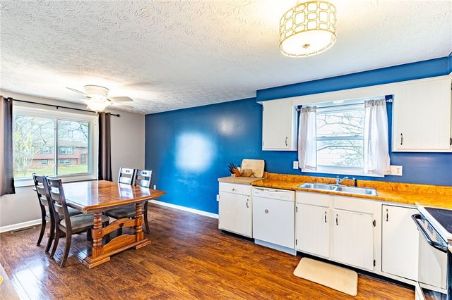 207 Darla Drive, Clarkson, NY 14420