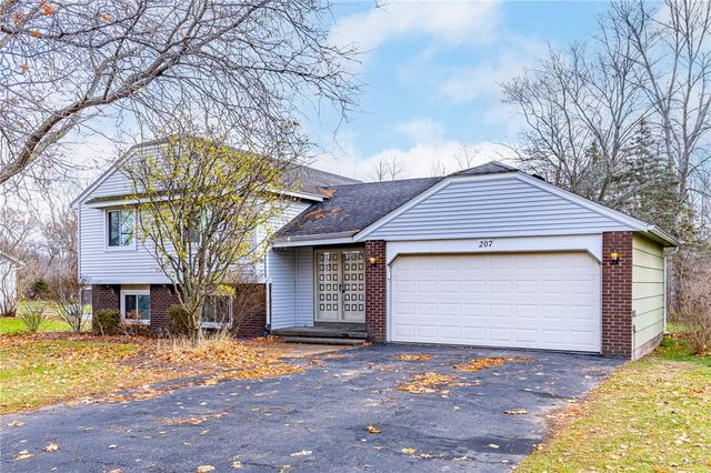 207 Darla Drive, Clarkson, NY 14420