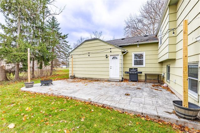 207 Darla Drive, Clarkson, NY 14420